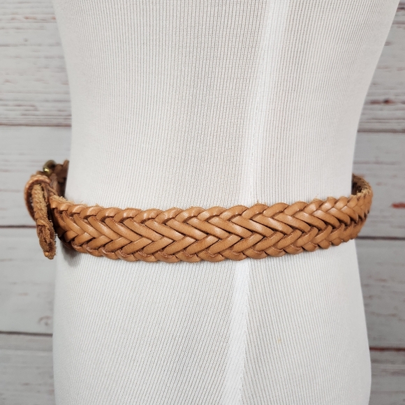 Tan Leather Belt with Brass Buckle - Picture 4 of 8